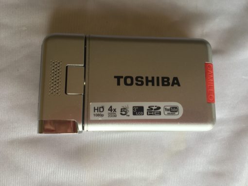 Toshiba Camileo S20b
